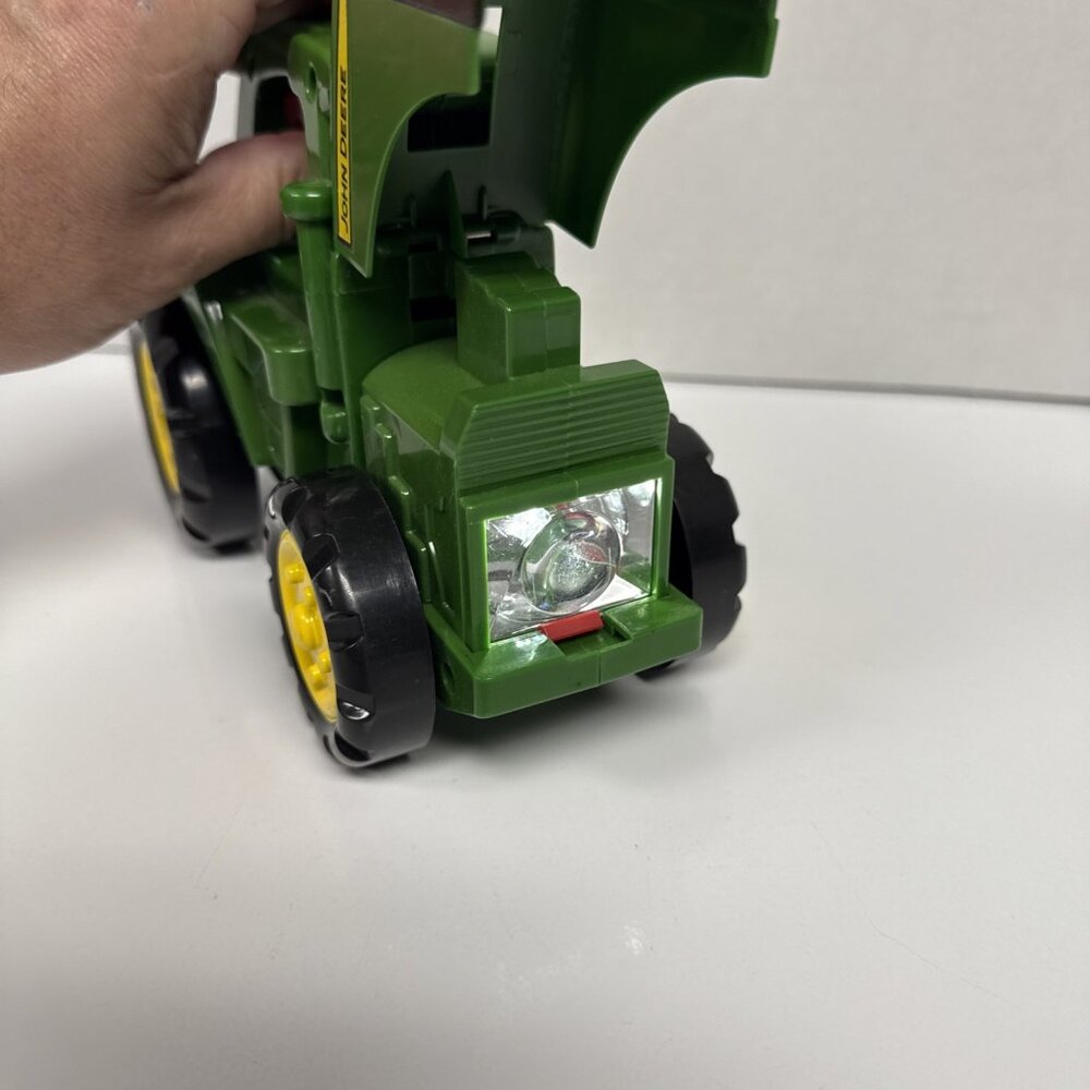 John Deere Green Tractor Kids Toy Flashlight By Learning Curve Sound & Lights - Picture 5 of 6